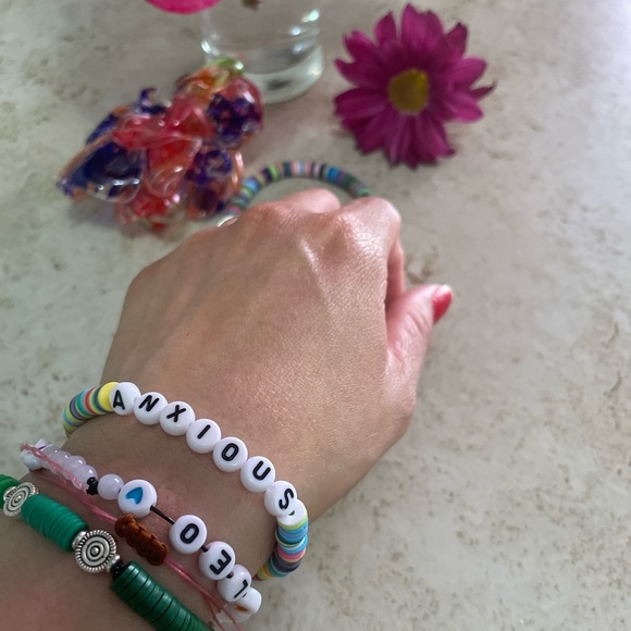 Colorful anxious stretchy bracelet - Picture 7 of 7